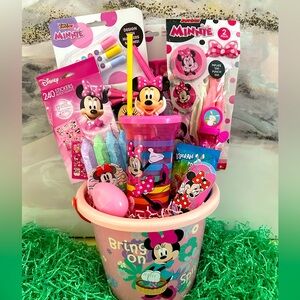 Minnie Mouse Easter Basket